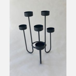 Smedejernslysestager fyrfadlys til 6 lys.